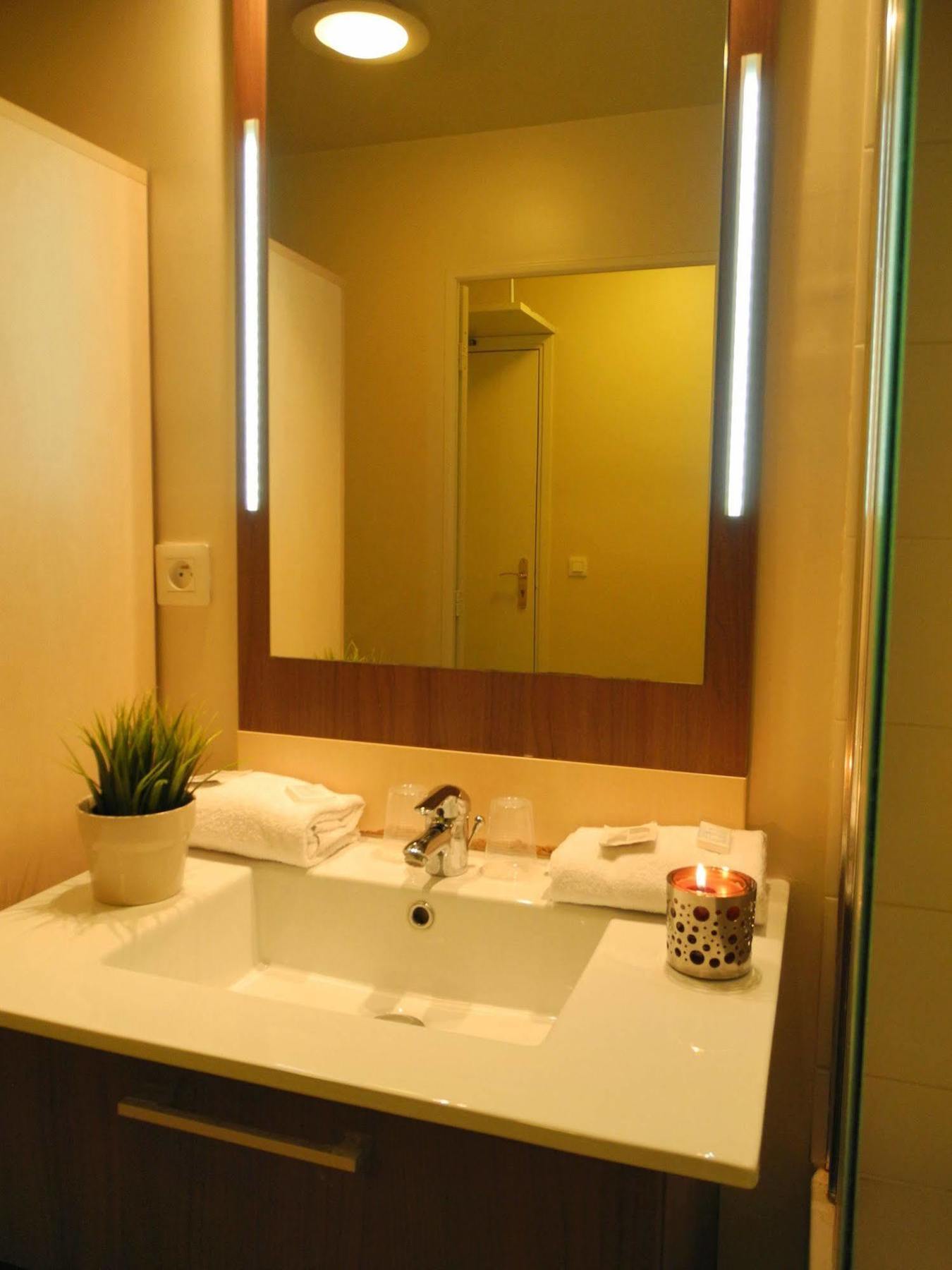 Villa Val Senart 1Ere Avenue Quincy-sous-Senart Ngoại thất bức ảnh