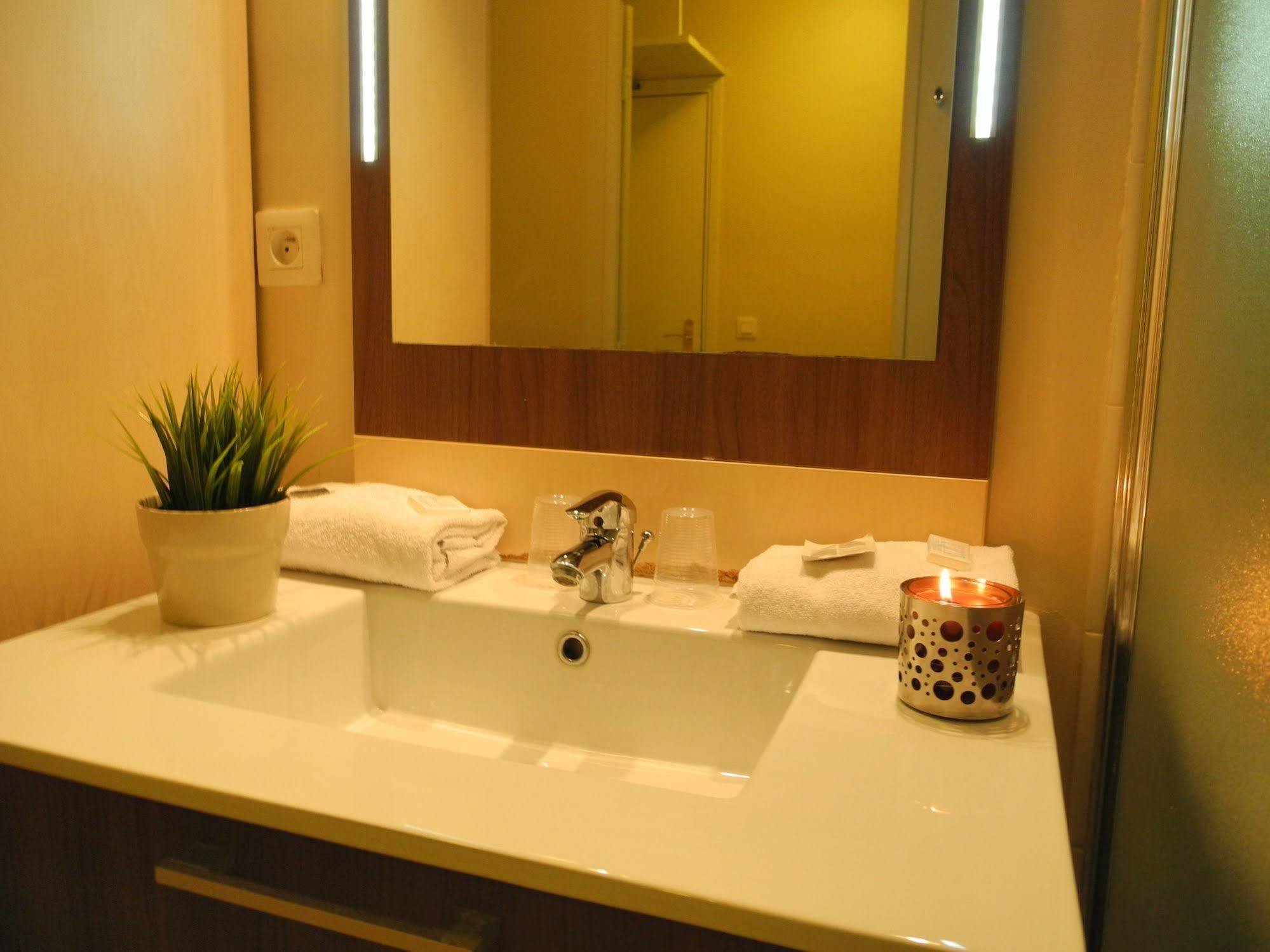 Villa Val Senart 1Ere Avenue Quincy-sous-Senart Ngoại thất bức ảnh