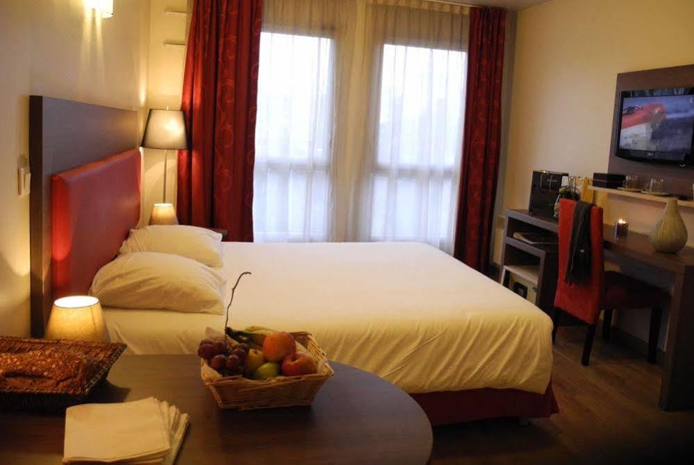 Villa Val Senart 1Ere Avenue Quincy-sous-Senart Ngoại thất bức ảnh